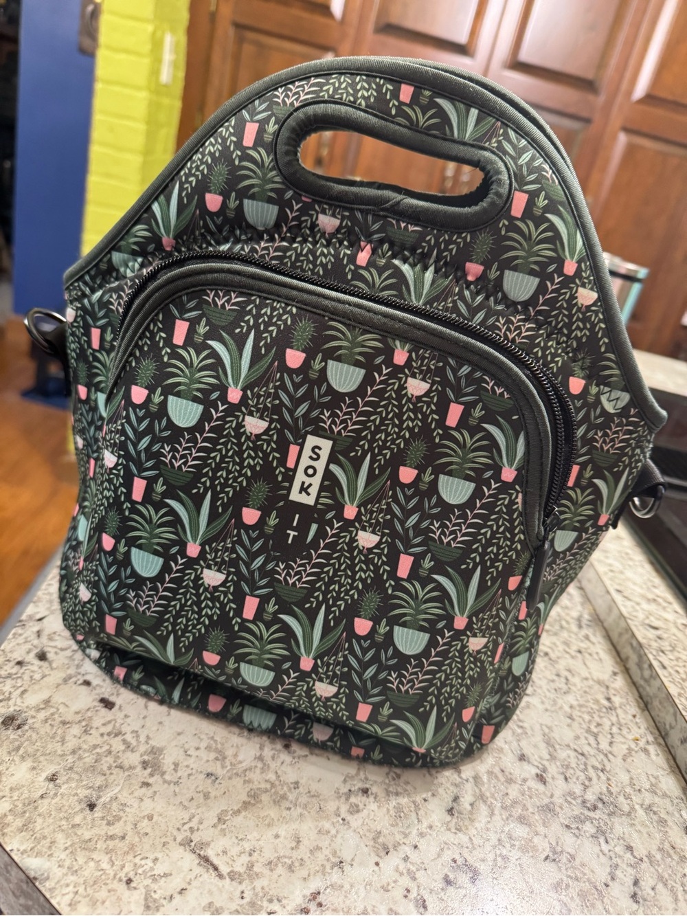SOK IT Neoprene Lunch Tote “Green Living” print